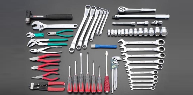  máy móc, thiết bị cầm tay